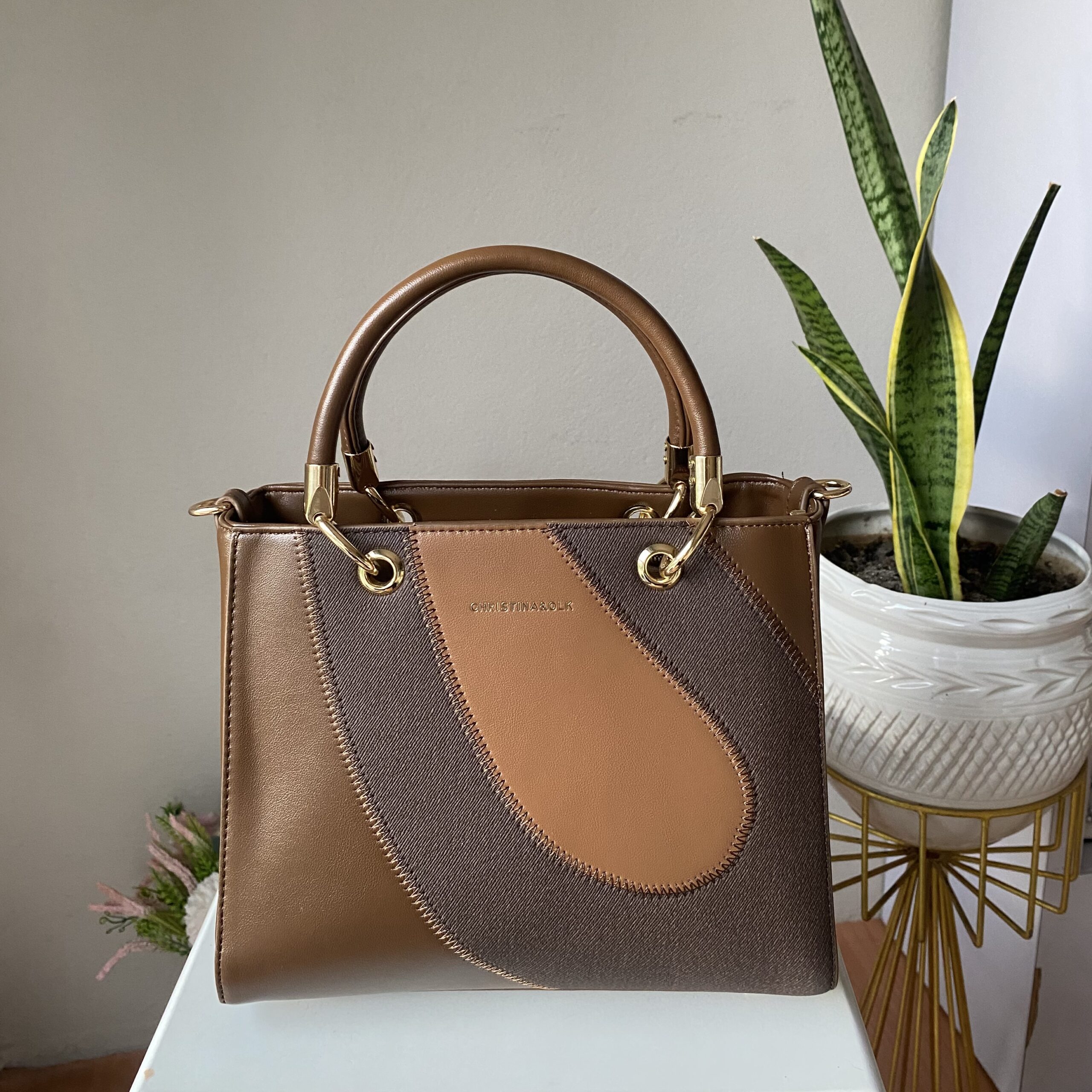 Classic Christina Olk